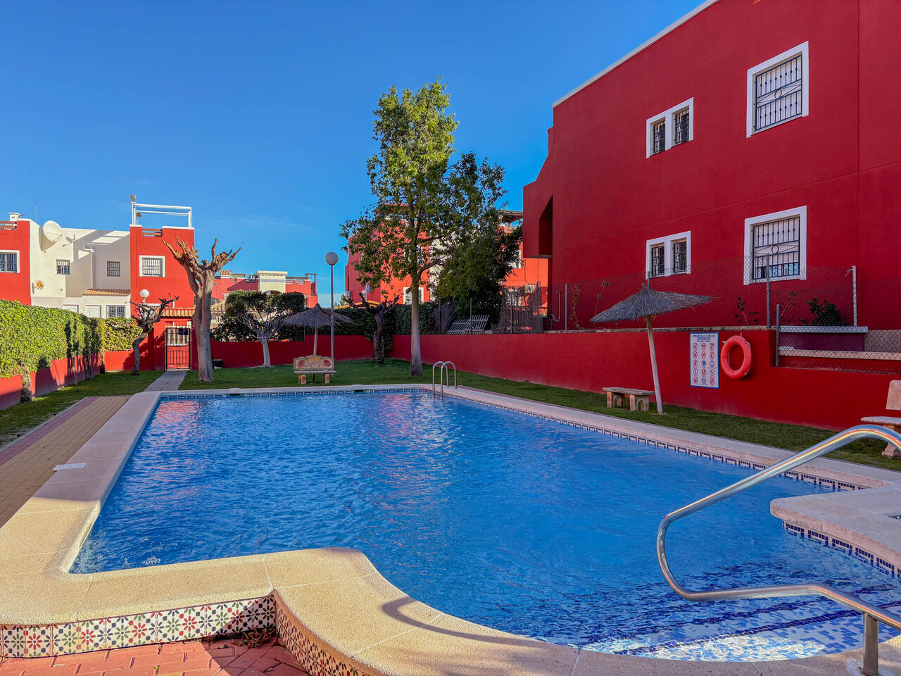 For sale - 2 Bedroom 2 Bathroom Apartment in Torrevieja - Costa Blanca  - Alicante