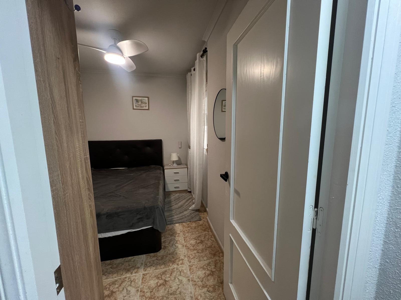 For sale - 2 Bedroom 1 Bathroom Apartment in Torrevieja - Centro  - Alicante