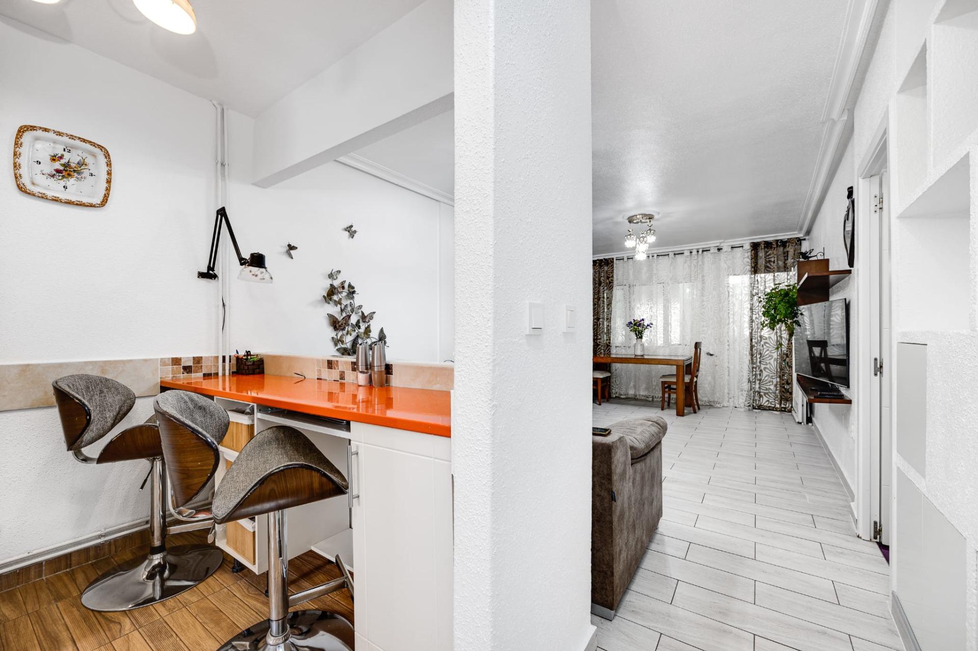For sale - 3 Bedroom 1 Bathroom Town House in Torrevieja - Calas Blanca  - Alicante