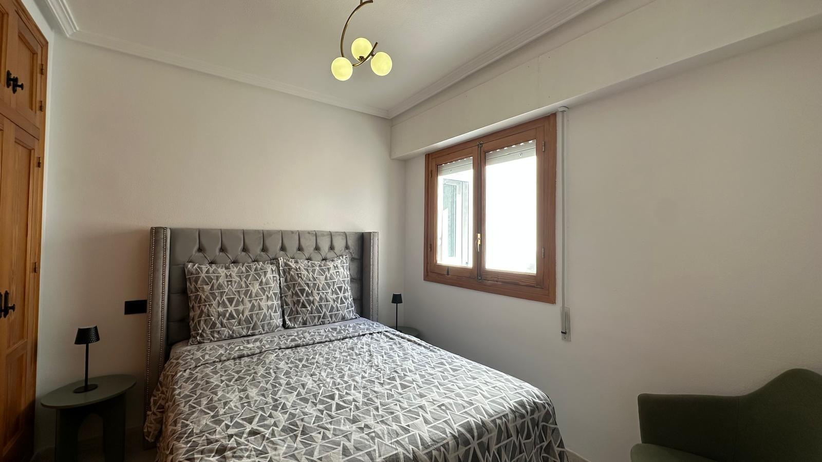 For sale - 2 Bedroom 1 Bathroom Apartment in Torrevieja - Centro  - Alicante