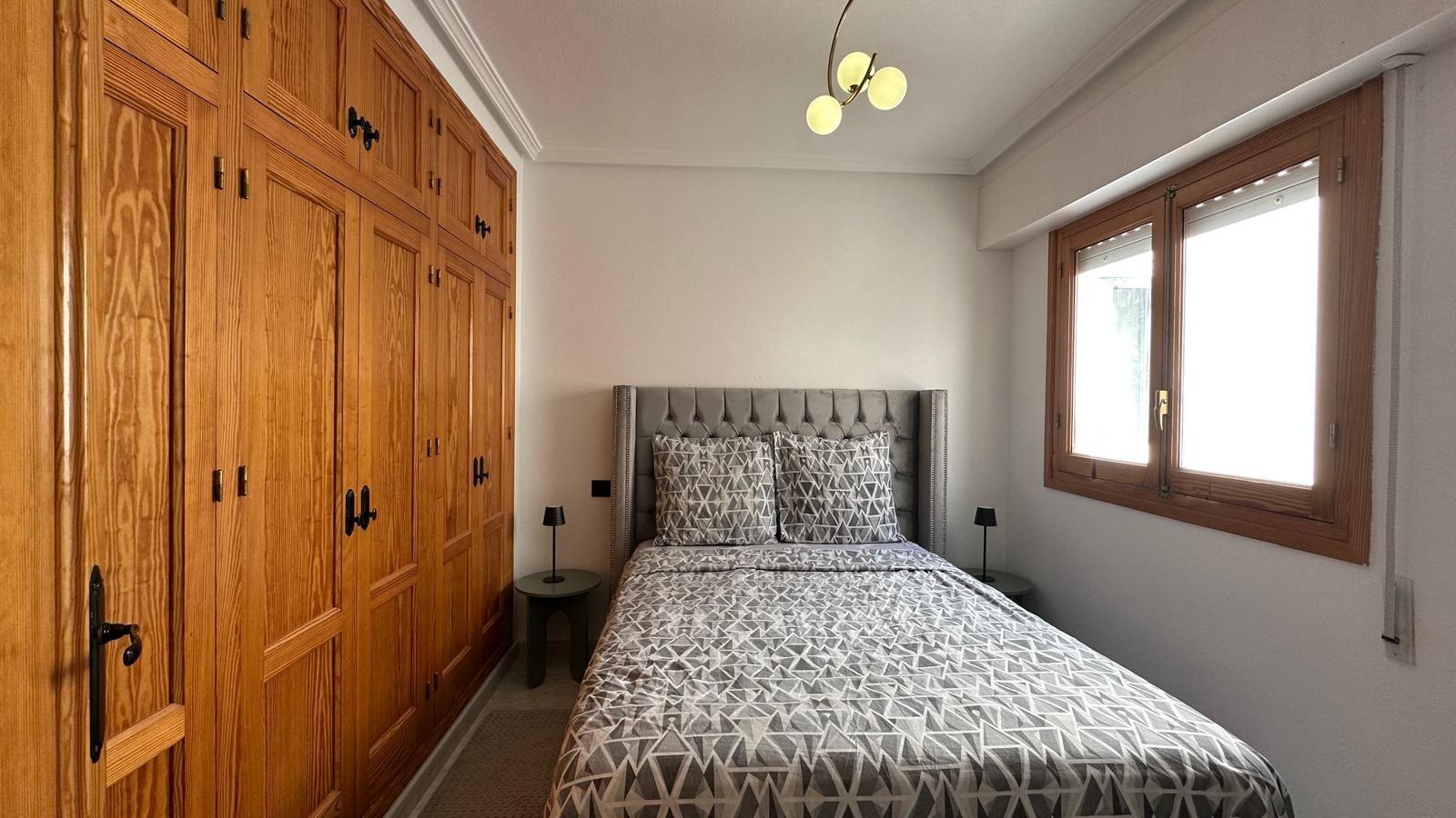 For sale - 2 Bedroom 1 Bathroom Apartment in Torrevieja - Centro  - Alicante