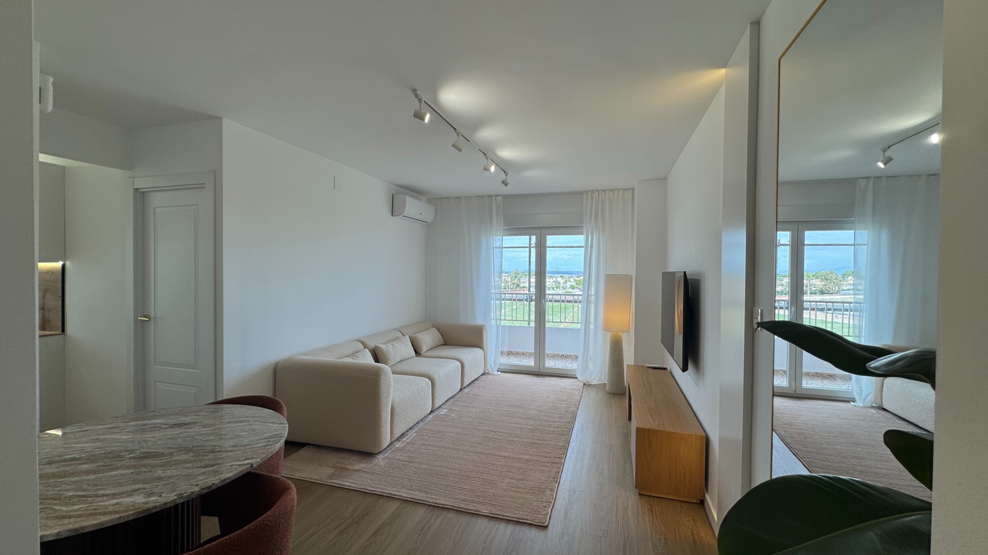 For sale - 2 Bedroom 1 Bathroom Apartment in Torrevieja - Costa Blanca  - Alicante