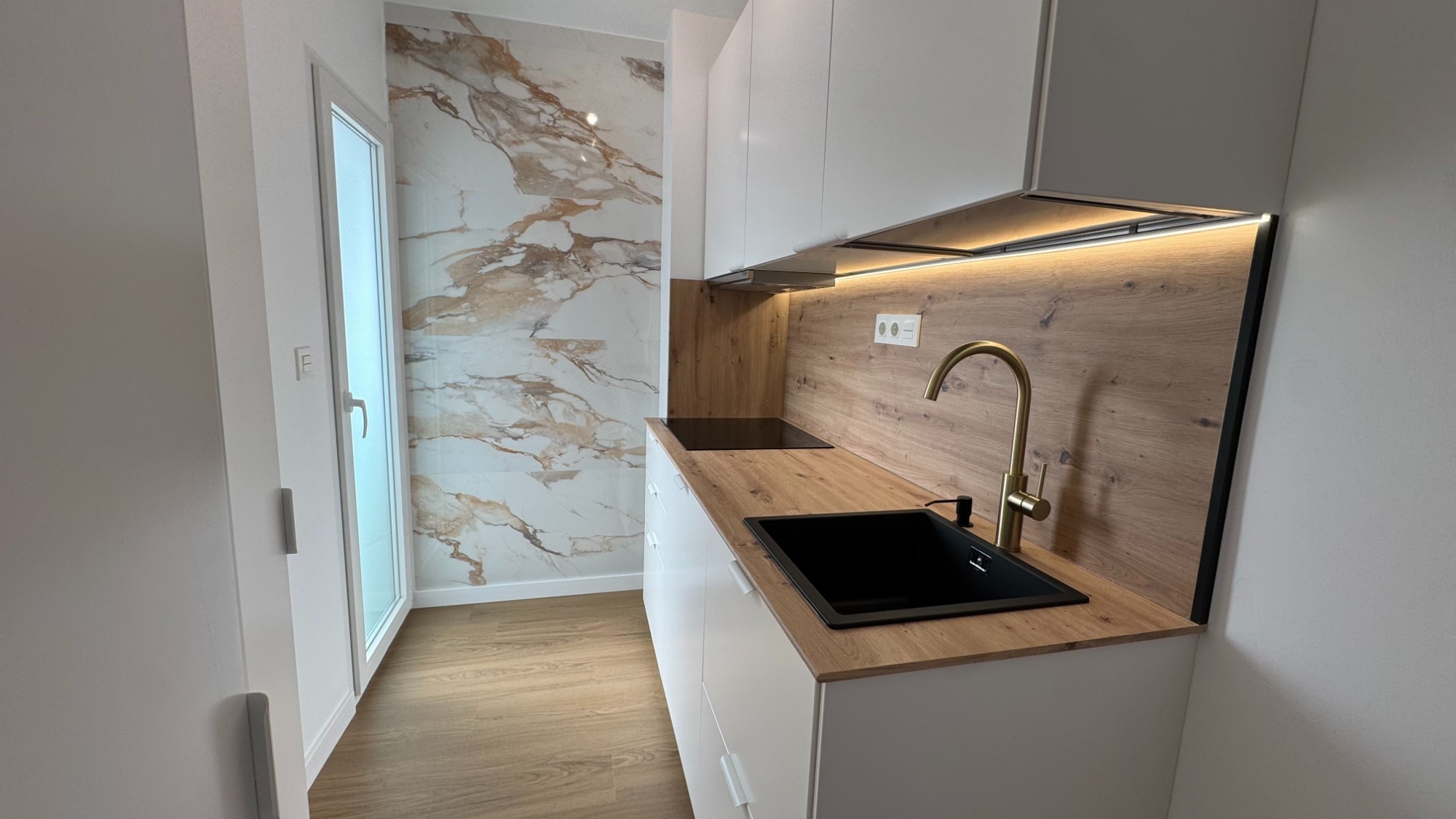 For sale - 2 Bedroom 1 Bathroom Apartment in Torrevieja - Costa Blanca  - Alicante