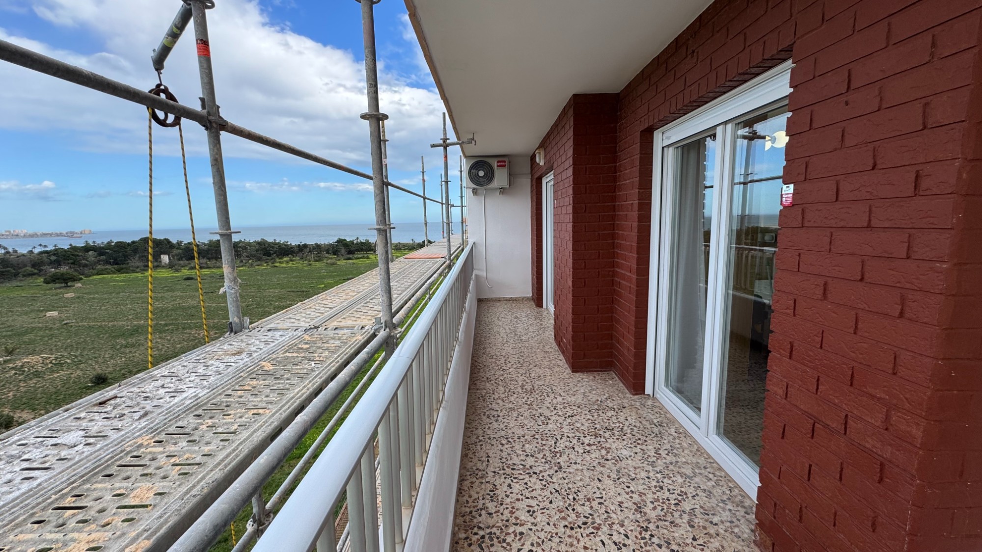 For sale - 2 Bedroom 1 Bathroom Apartment in Torrevieja - Costa Blanca  - Alicante