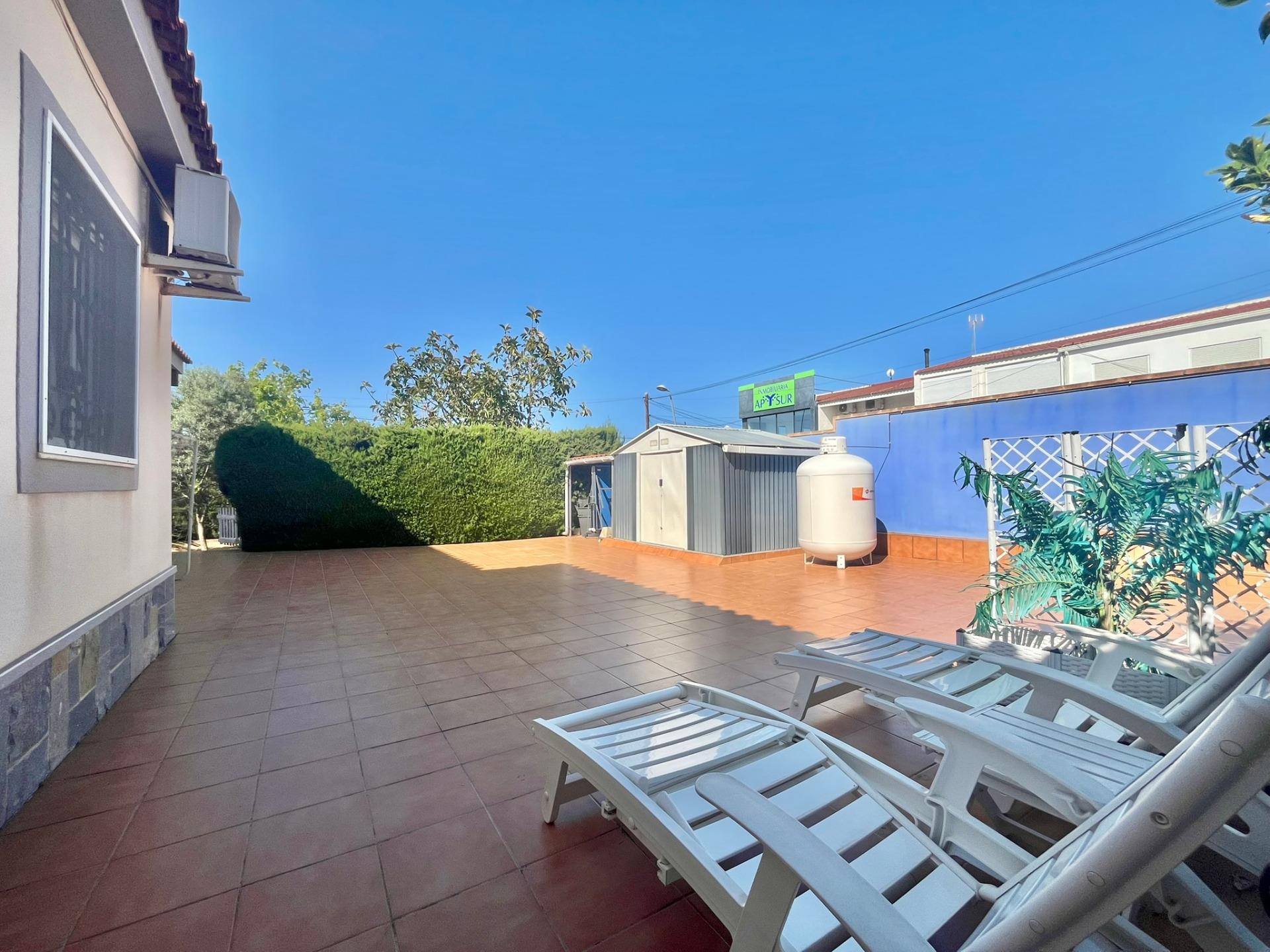 For sale - 3 Bedroom 2 Bathroom Villa in Torrevieja - Los Balcones - Los Altos Del Edén  - Alicante