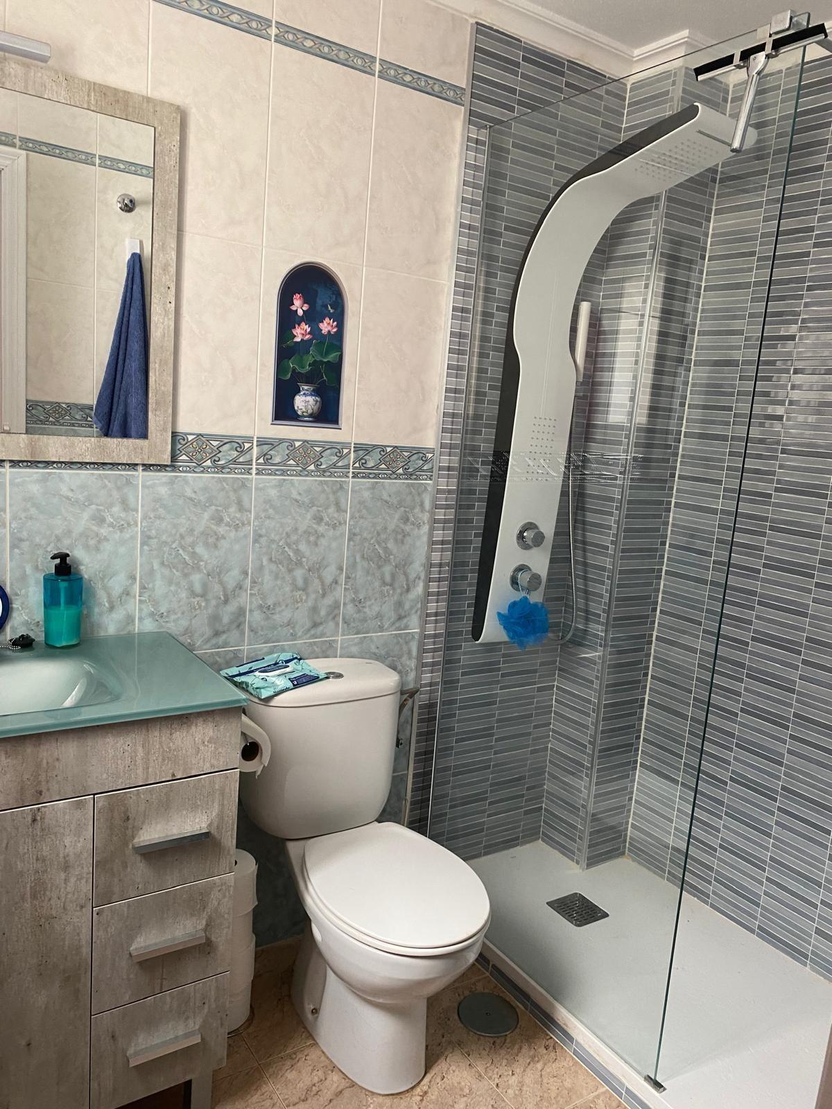 For sale - 3 Bedroom 2 Bathroom Penthouse in Torrevieja - Estacion De Autobuses  - Alicante