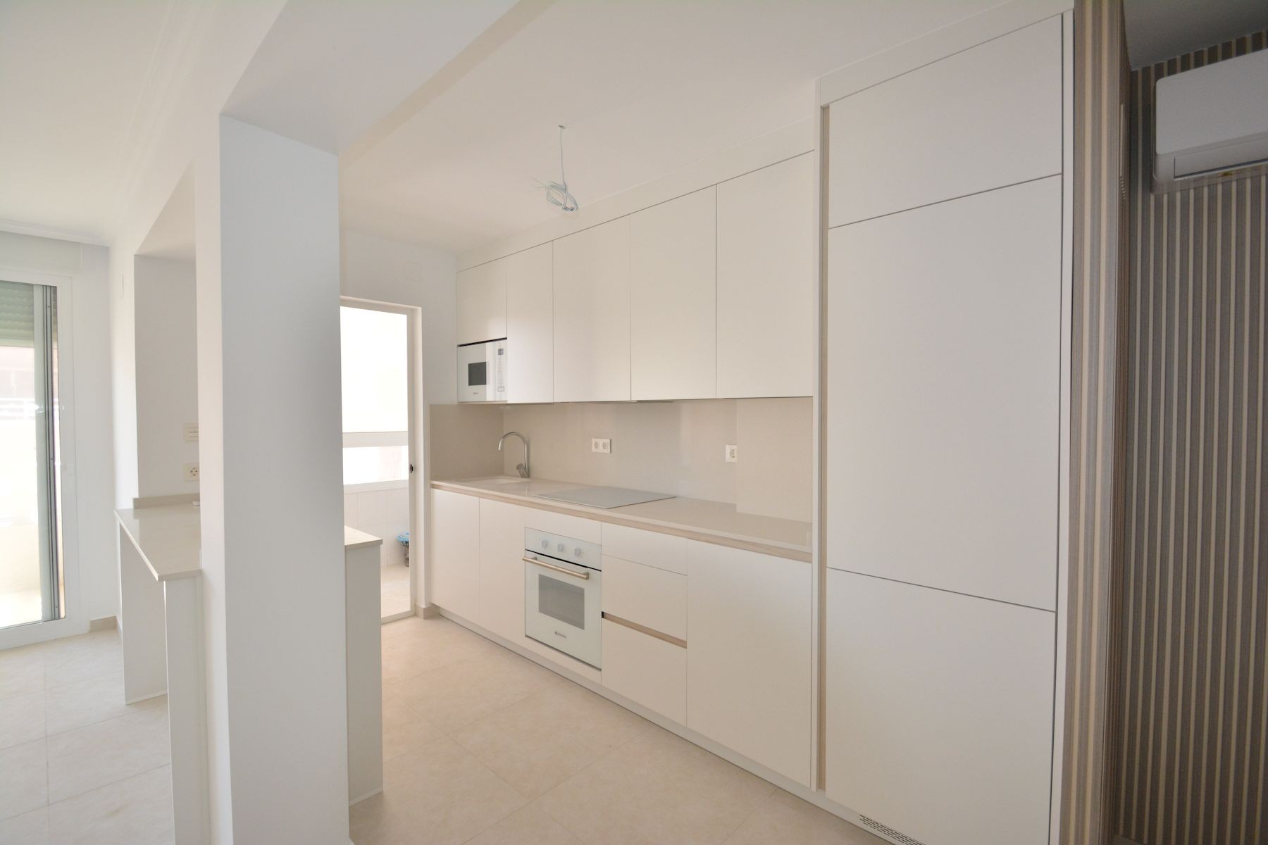 For sale - 3 Bedroom 1 Bathroom Apartment in Torrevieja - Costa Blanca  - Alicante