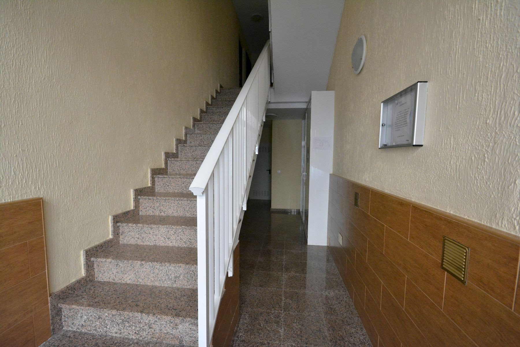For sale - 3 Bedroom 1 Bathroom Apartment in Torrevieja - Costa Blanca  - Alicante
