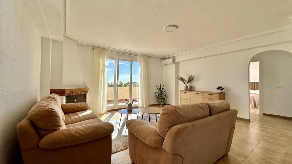 For sale - 2 Bedroom 2 Bathroom Penthouse in Torrevieja - Punta Prima  - Alicante