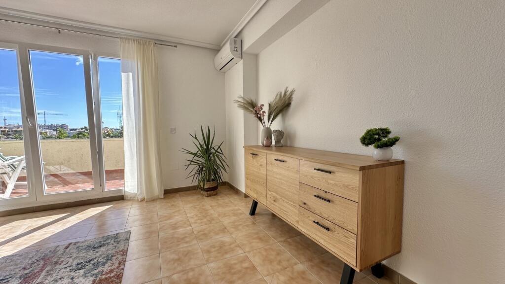 For sale - 2 Bedroom 2 Bathroom Penthouse in Torrevieja - Punta Prima  - Alicante