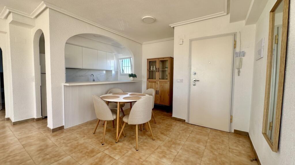 For sale - 2 Bedroom 2 Bathroom Penthouse in Torrevieja - Punta Prima  - Alicante