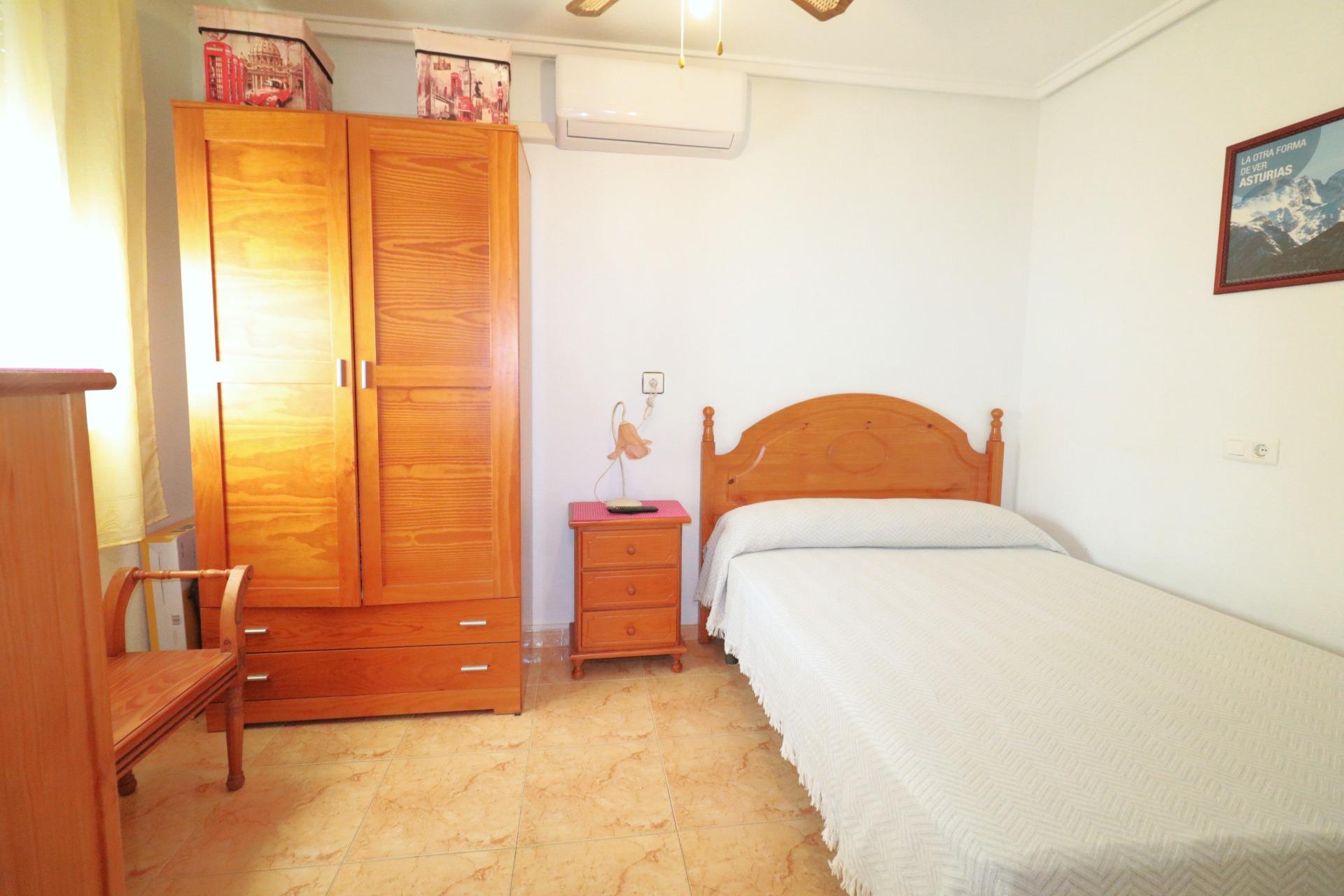 For sale - 2 Bedroom 1 Bathroom Townhouse in Torrevieja - El Limonar  - Alicante