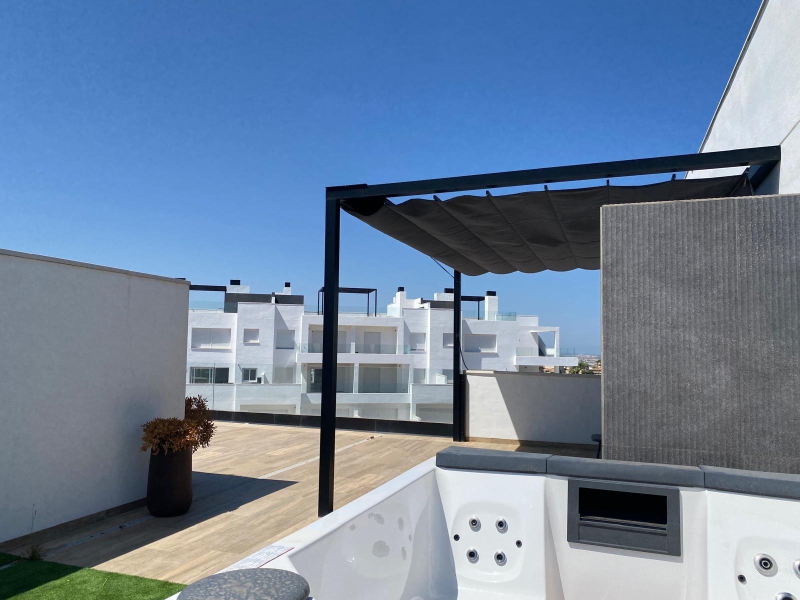 For sale - 3 Bedroom 2 Bathroom Penthouse in Torrevieja - Punta Prima  - Alicante