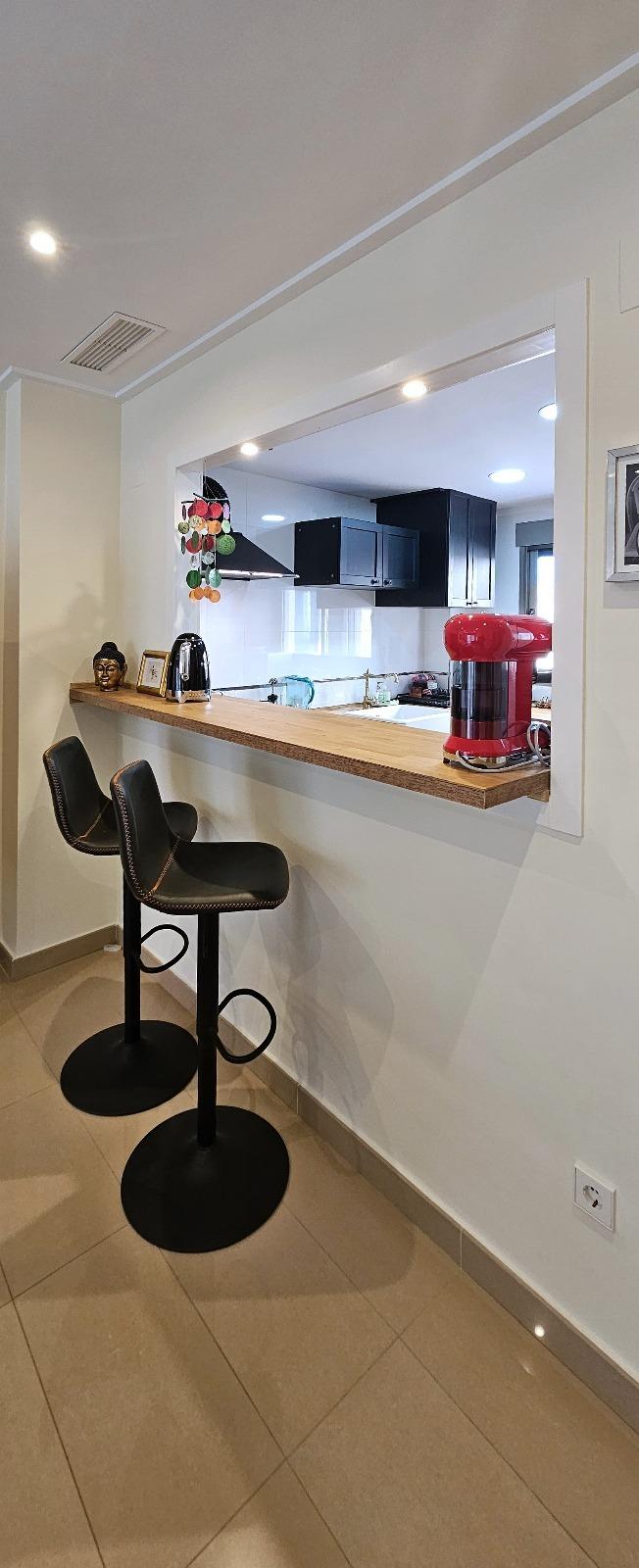 For sale - 3 Bedroom 2 Bathroom Apartment in Torrevieja - Estacion De Autobuses  - Alicante