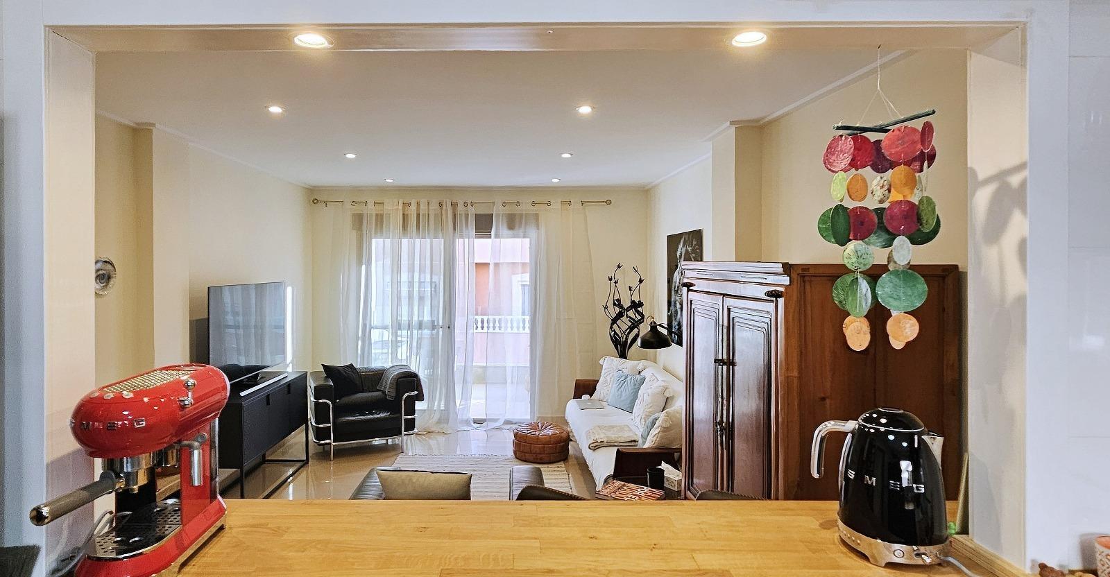 For sale - 3 Bedroom 2 Bathroom Apartment in Torrevieja - Estacion De Autobuses  - Alicante