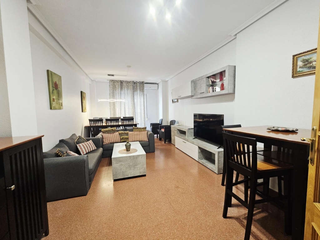 3 Bedroom 2 Bathroom Apartment in Torrevieja