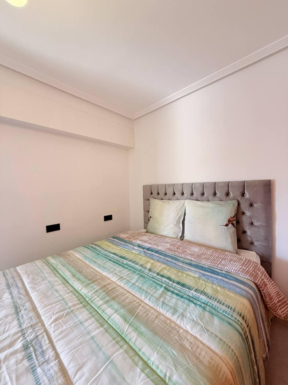 For sale - 2 Bedroom 1 Bathroom Penthouse in Torrevieja - Playa Del Cura  - Alicante