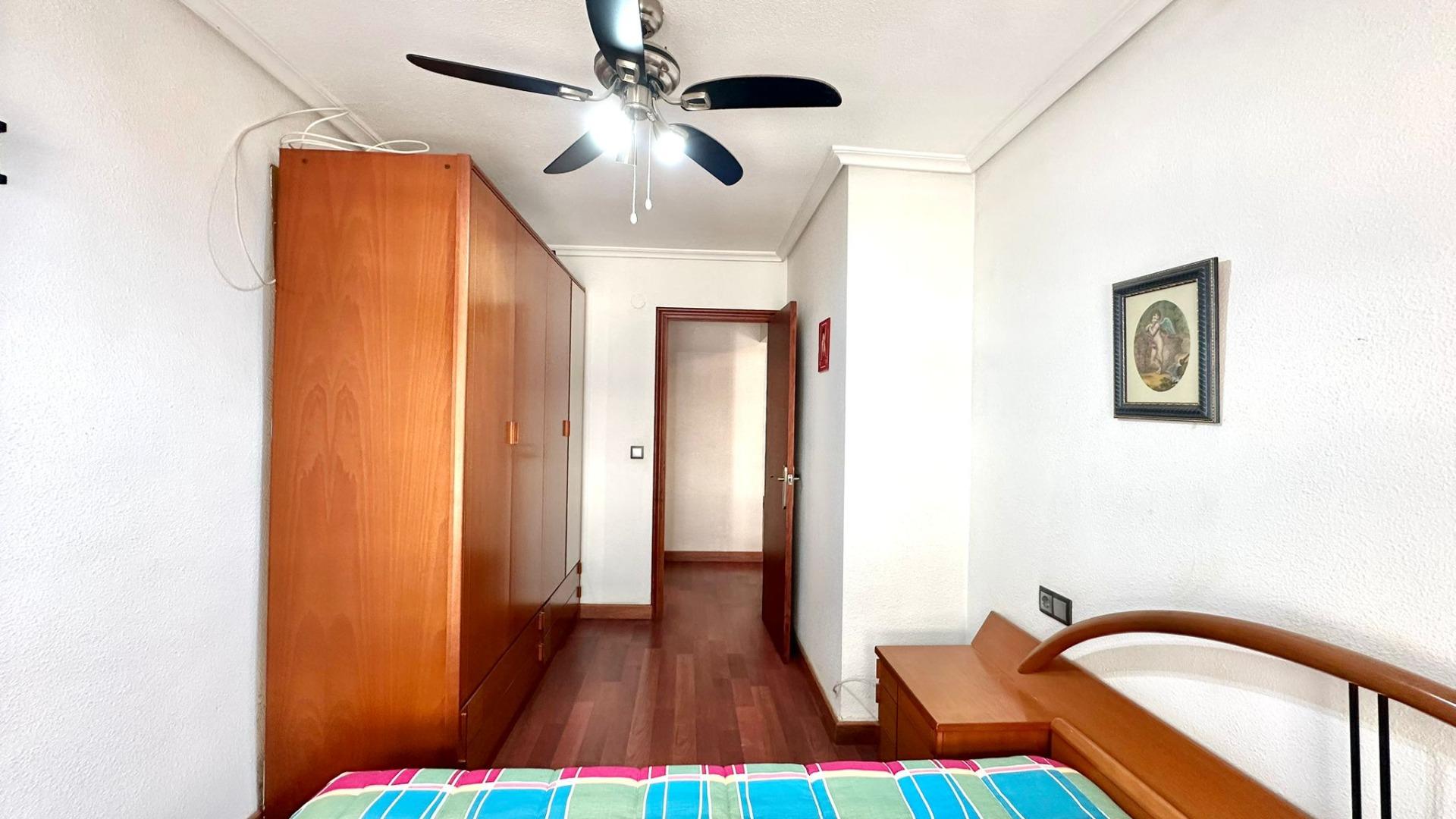 For sale - 3 Bedroom 1 Bathroom Apartment in Torrevieja - Acequion  - Alicante