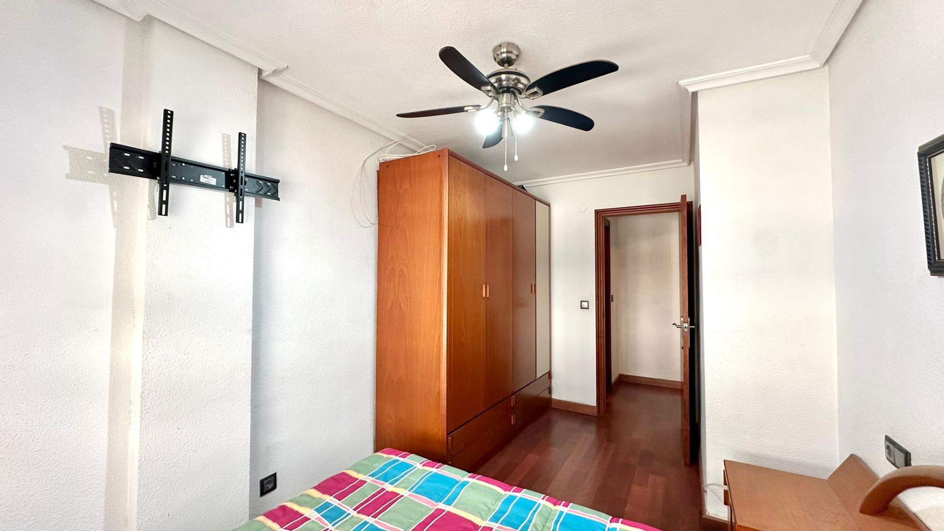 For sale - 3 Bedroom 1 Bathroom Apartment in Torrevieja - Acequion  - Alicante