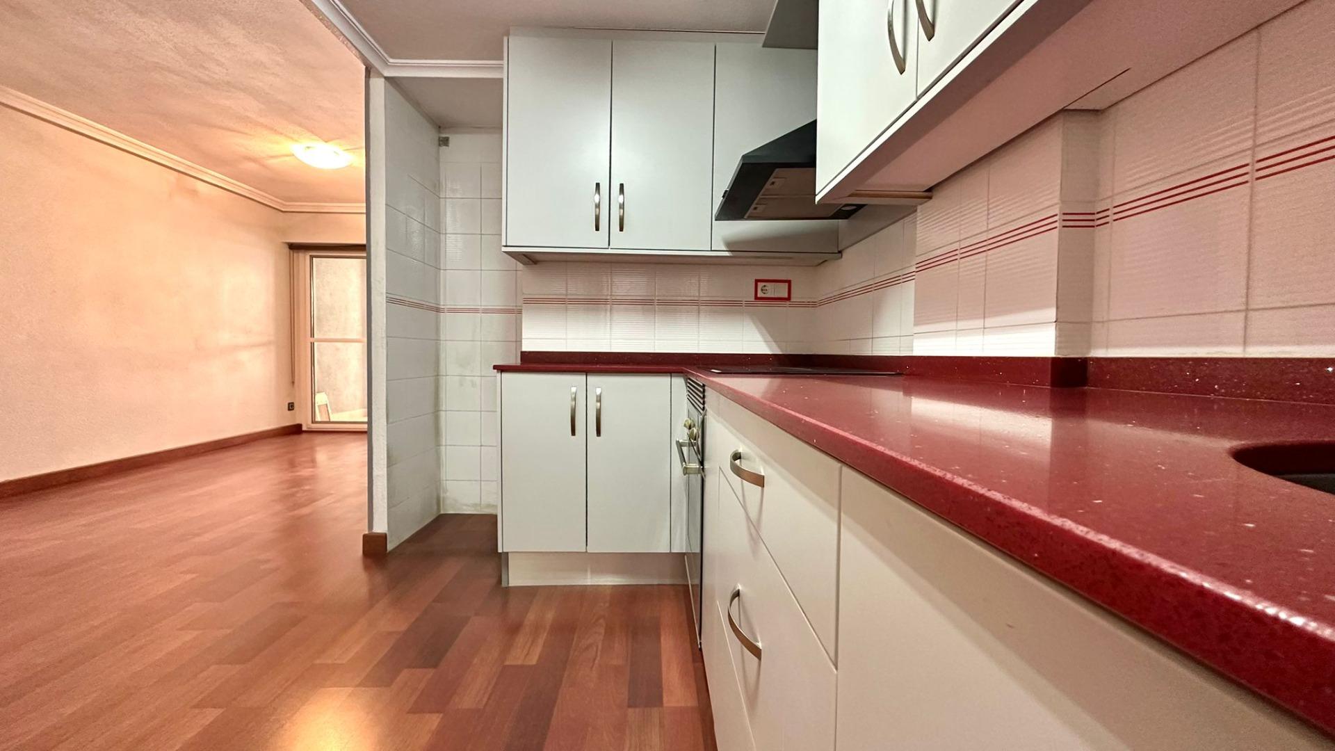 For sale - 3 Bedroom 1 Bathroom Apartment in Torrevieja - Acequion  - Alicante