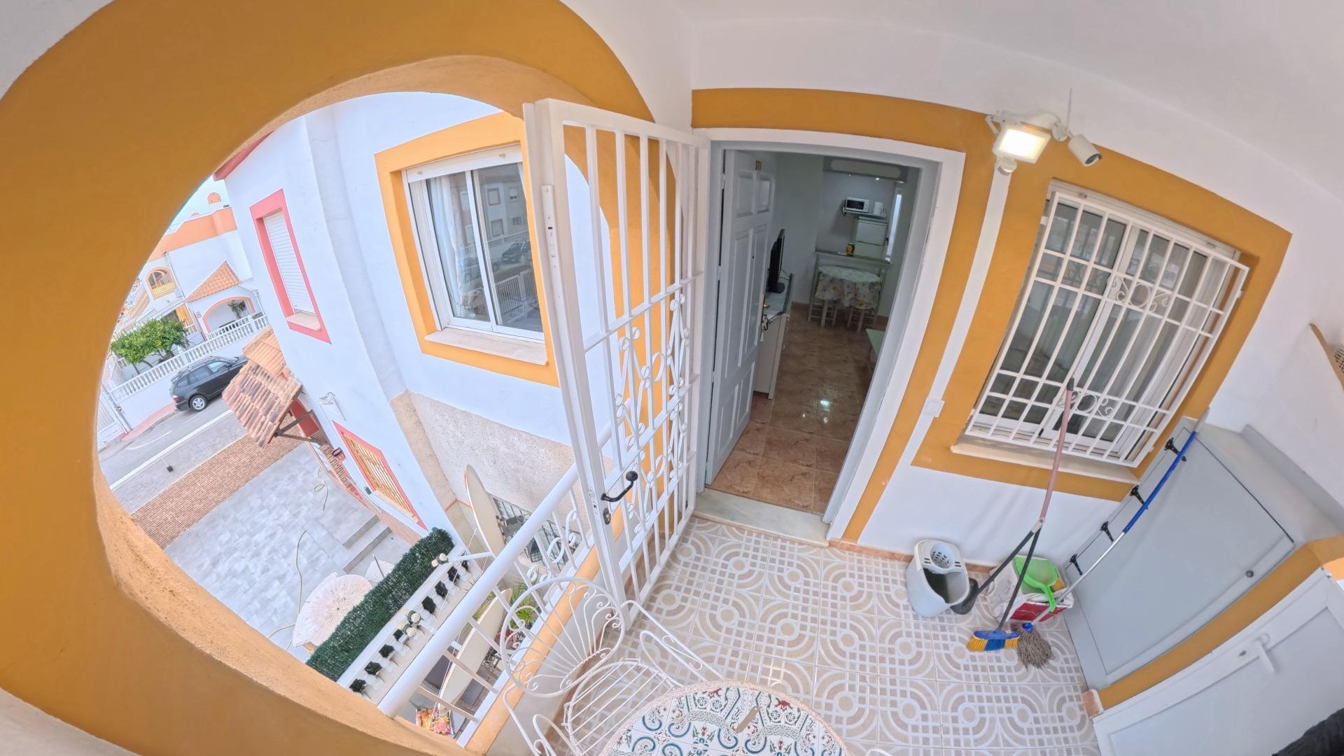For sale - 2 Bedroom 1 Bathroom Bungalow in Torrevieja - El Limonar  - Alicante
