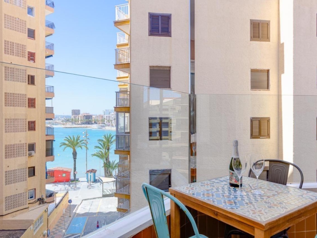 3 Bedroom 2 Bathroom Apartment in Torrevieja