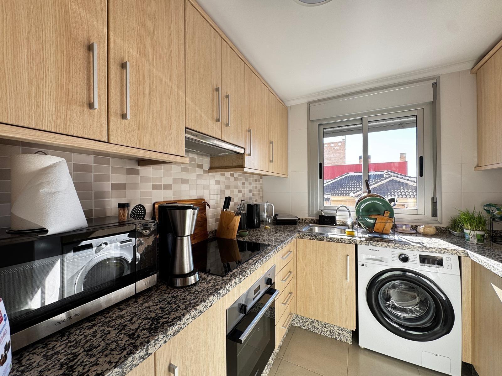 For sale - 3 Bedroom 2 Bathroom Apartment in Torrevieja - Playa Del Cura  - Alicante