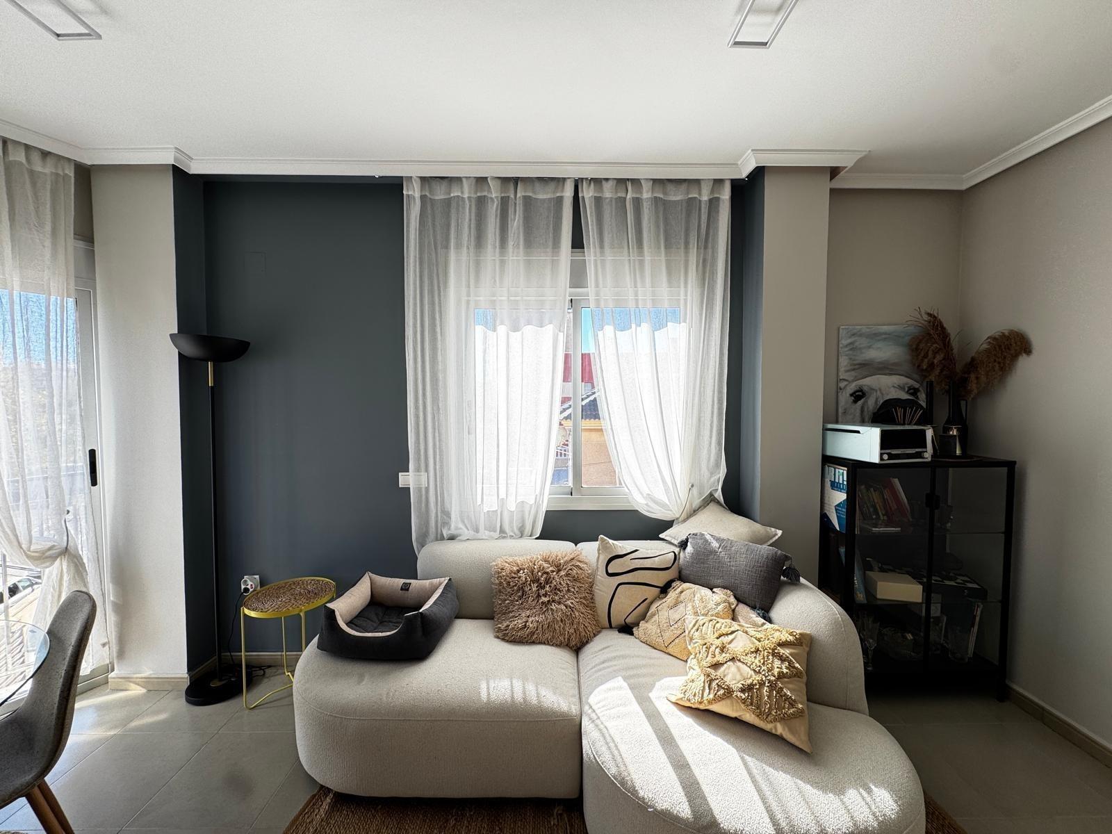 For sale - 3 Bedroom 2 Bathroom Apartment in Torrevieja - Playa Del Cura  - Alicante