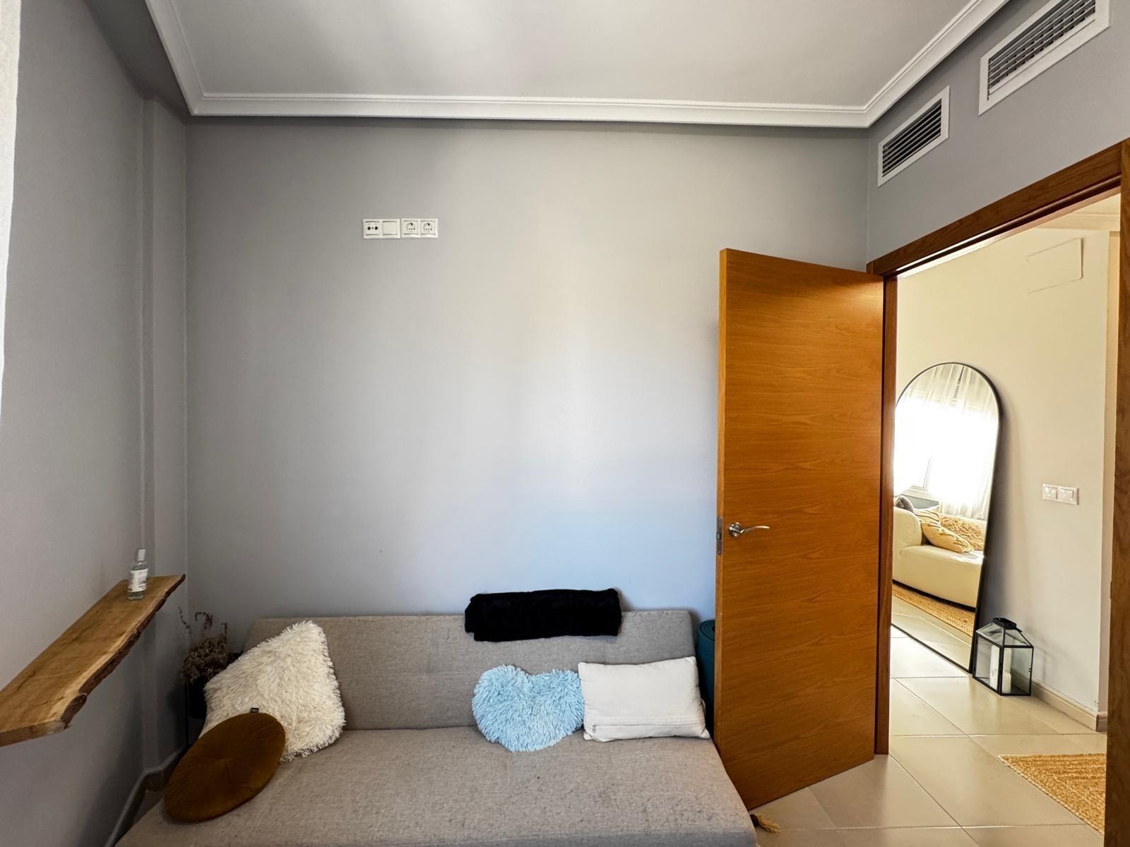 For sale - 3 Bedroom 2 Bathroom Apartment in Torrevieja - Playa Del Cura  - Alicante