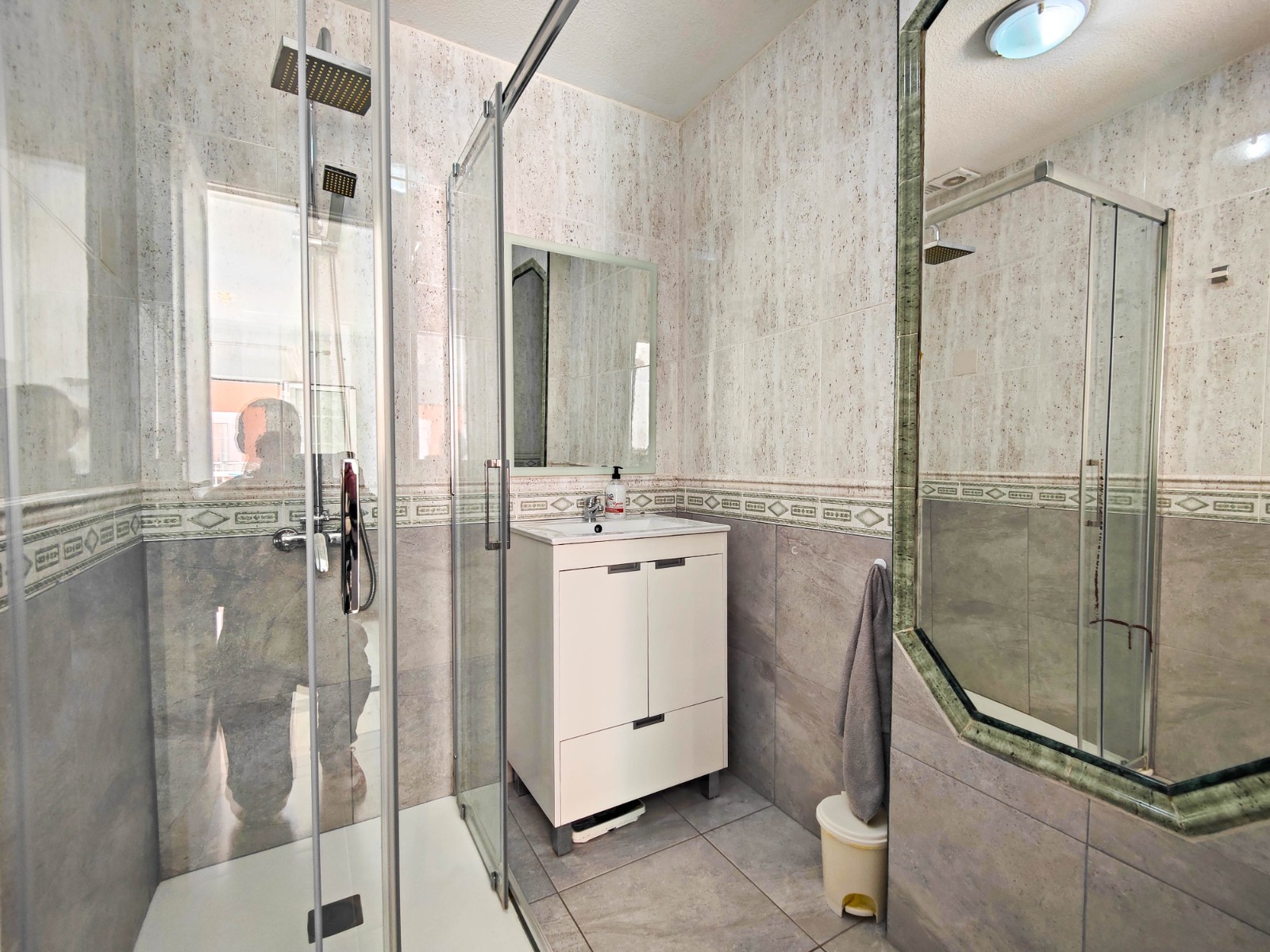 For sale - 2 Bedroom 2 Bathroom Penthouse in Torrevieja - Costa Blanca  - Alicante