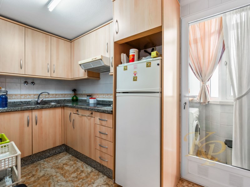 For sale - 3 Bedroom 2 Bathroom Penthouse Penthouse in Torrevieja - Costa Blanca  - Alicante