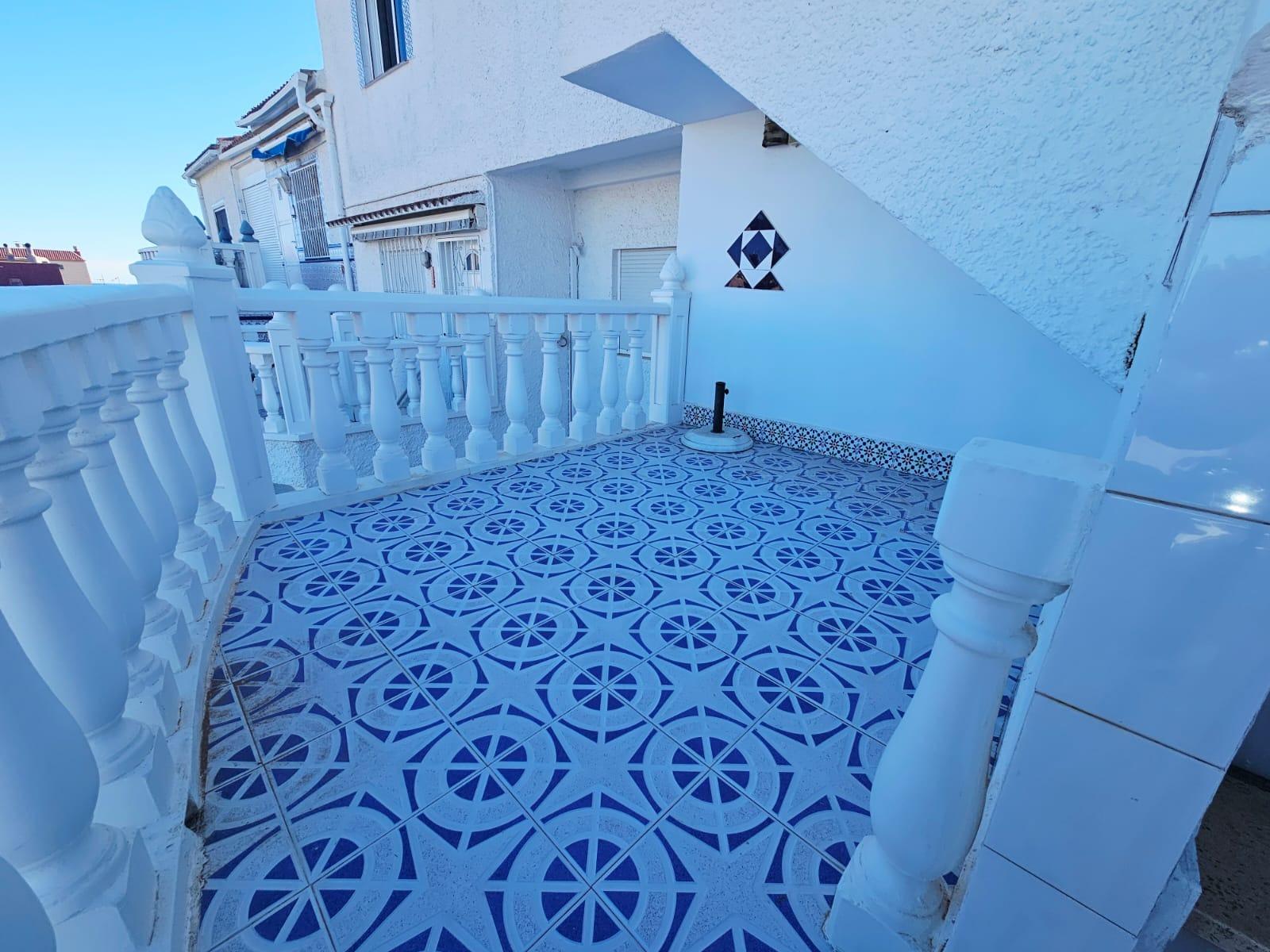 For sale - 3 Bedroom 2 Bathroom Duplex in Torrevieja - Cabo Cervera  - Alicante