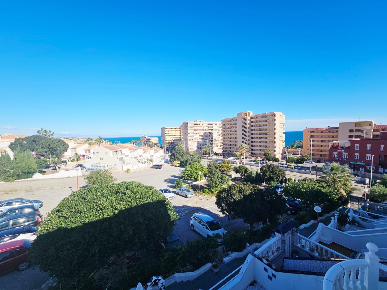 For sale - 3 Bedroom 2 Bathroom Duplex in Torrevieja - Cabo Cervera  - Alicante