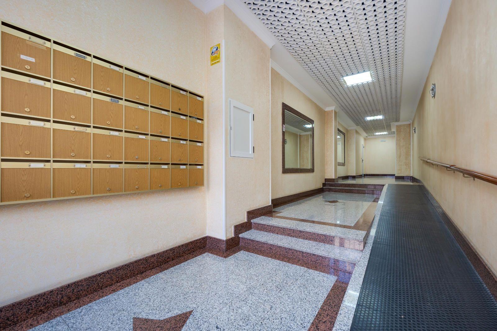 For sale - 3 Bedroom 2 Bathroom Apartment in Torrevieja - Torrevieja  - Alicante