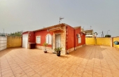27-141-285-11-643/77203, 2 Bedroom 1 Bathroom Villa in Torrevieja