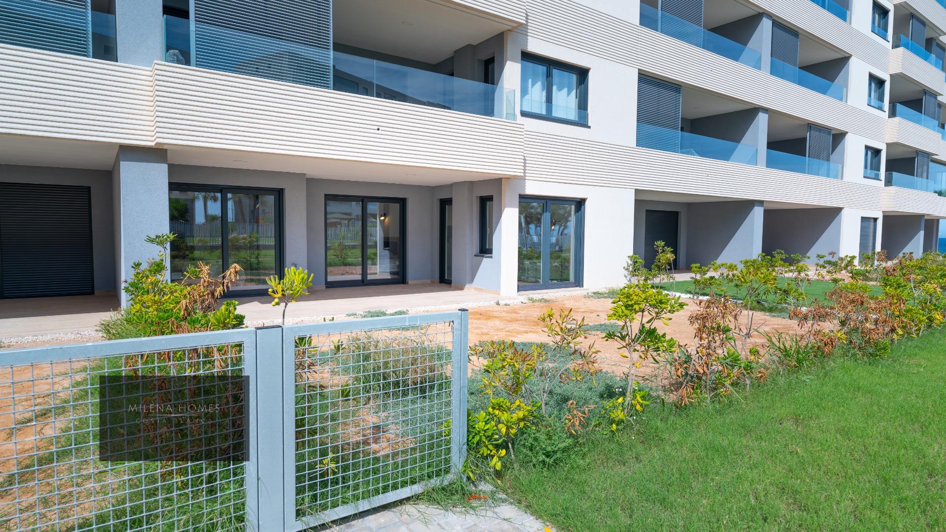 For sale - 2 Bedroom 2 Bathroom Apartment in Torrevieja - Punta Prima  - Alicante