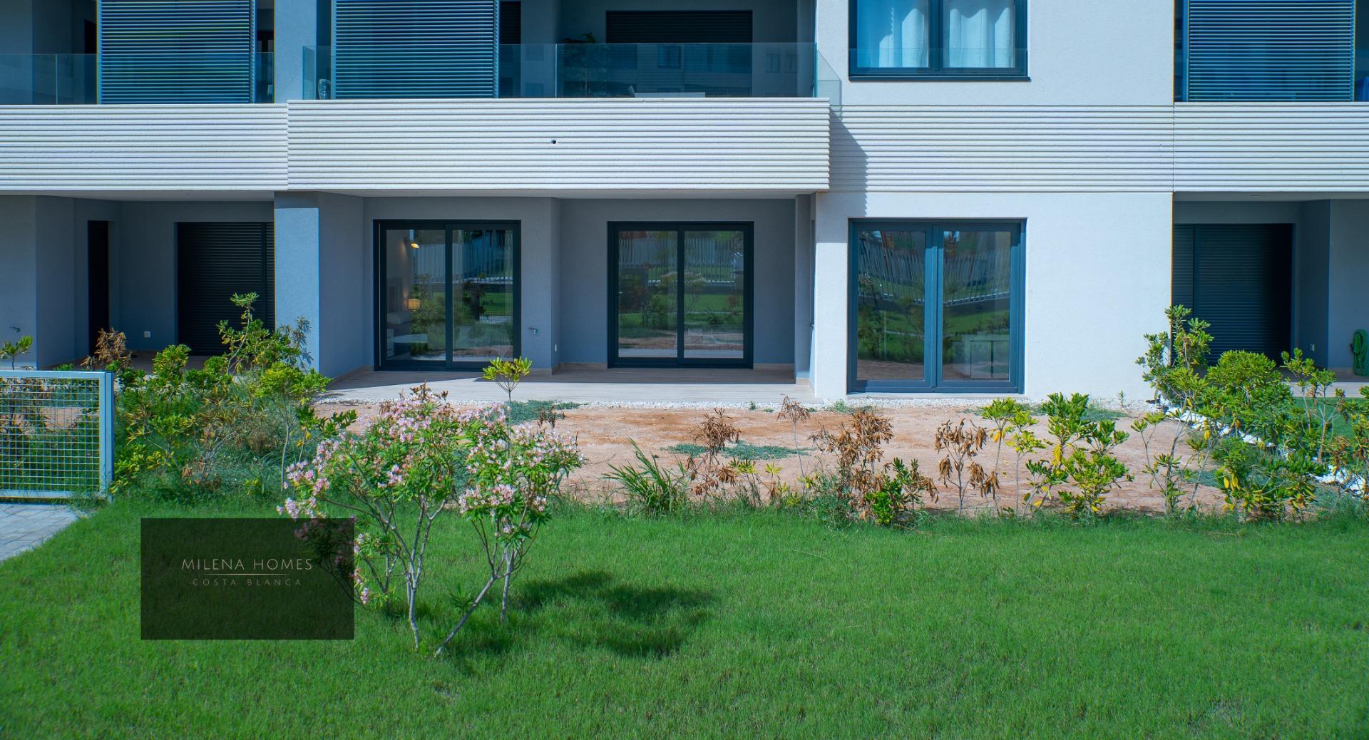 For sale - 2 Bedroom 2 Bathroom Apartment in Torrevieja - Punta Prima  - Alicante