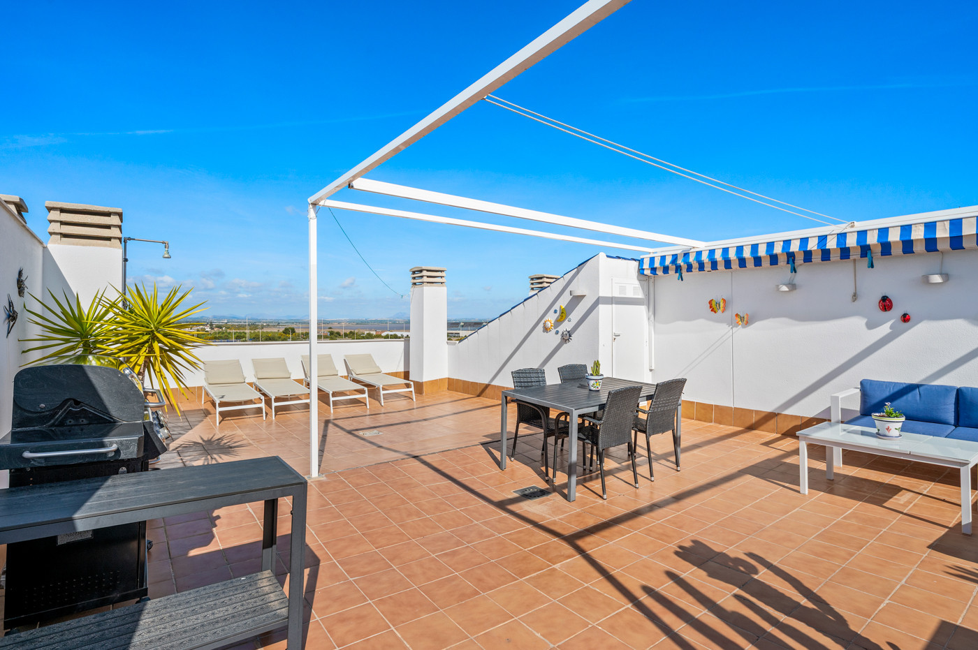 For sale - 2 Bedroom 2 Bathroom Apartment in Torrevieja - Costa Blanca  - Alicante