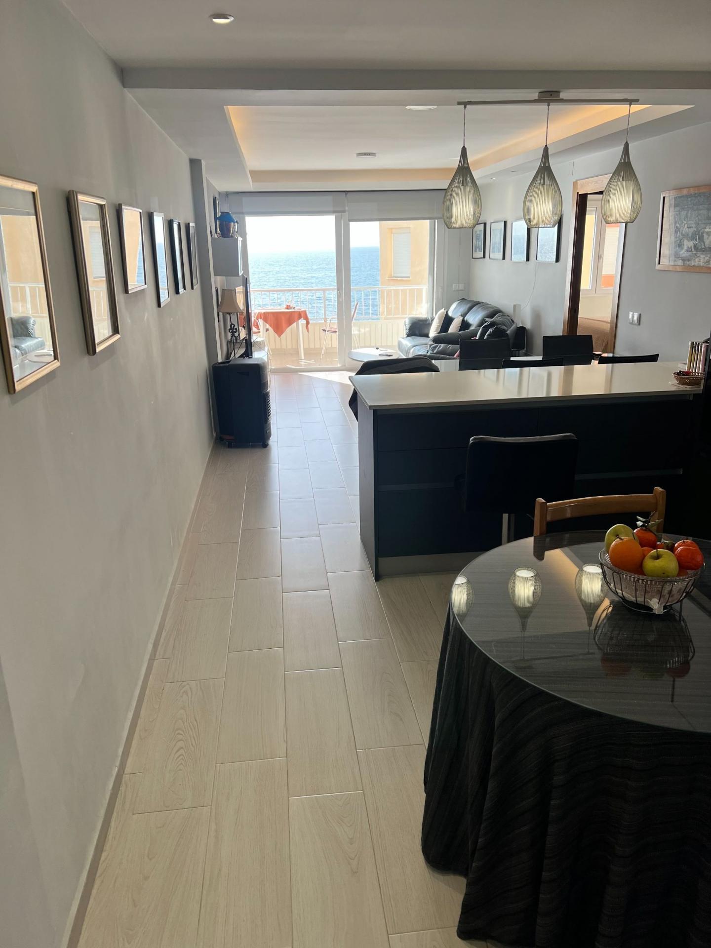 For sale - 3 Bedroom 1 Bathroom Apartment in Torrevieja - Playa Del Cura  - Alicante