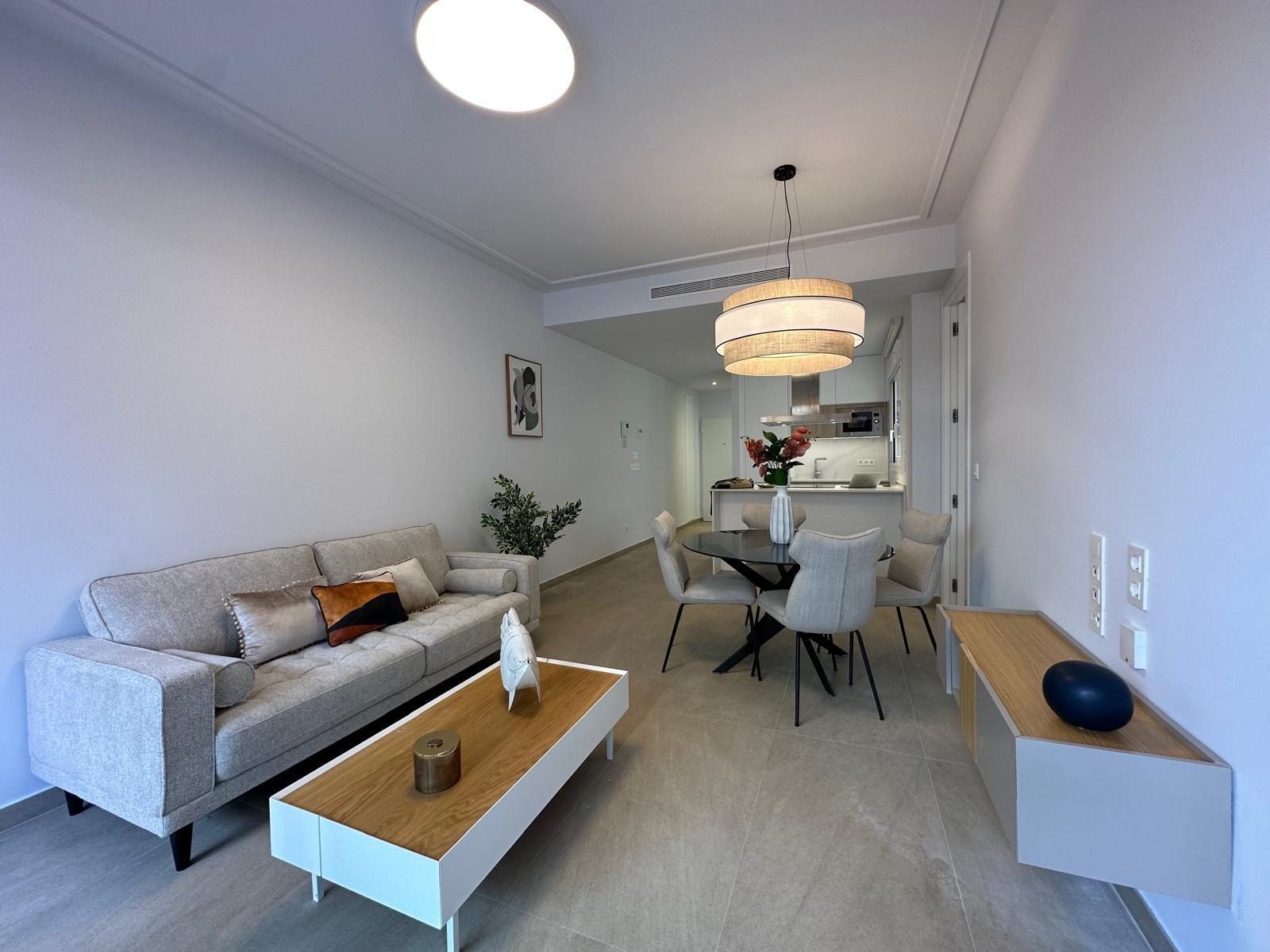 For sale - 2 Bedroom 2 Bathroom Apartment in Torrevieja - Playa Del Cura  - Alicante