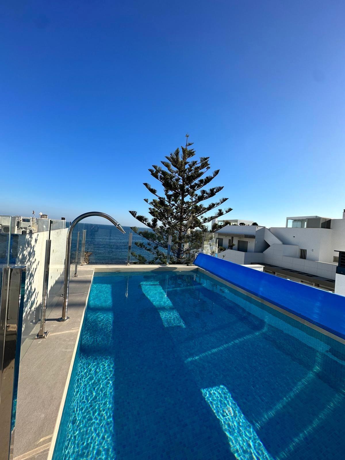 For sale - 2 Bedroom 2 Bathroom Apartment in Torrevieja - Playa Del Cura  - Alicante