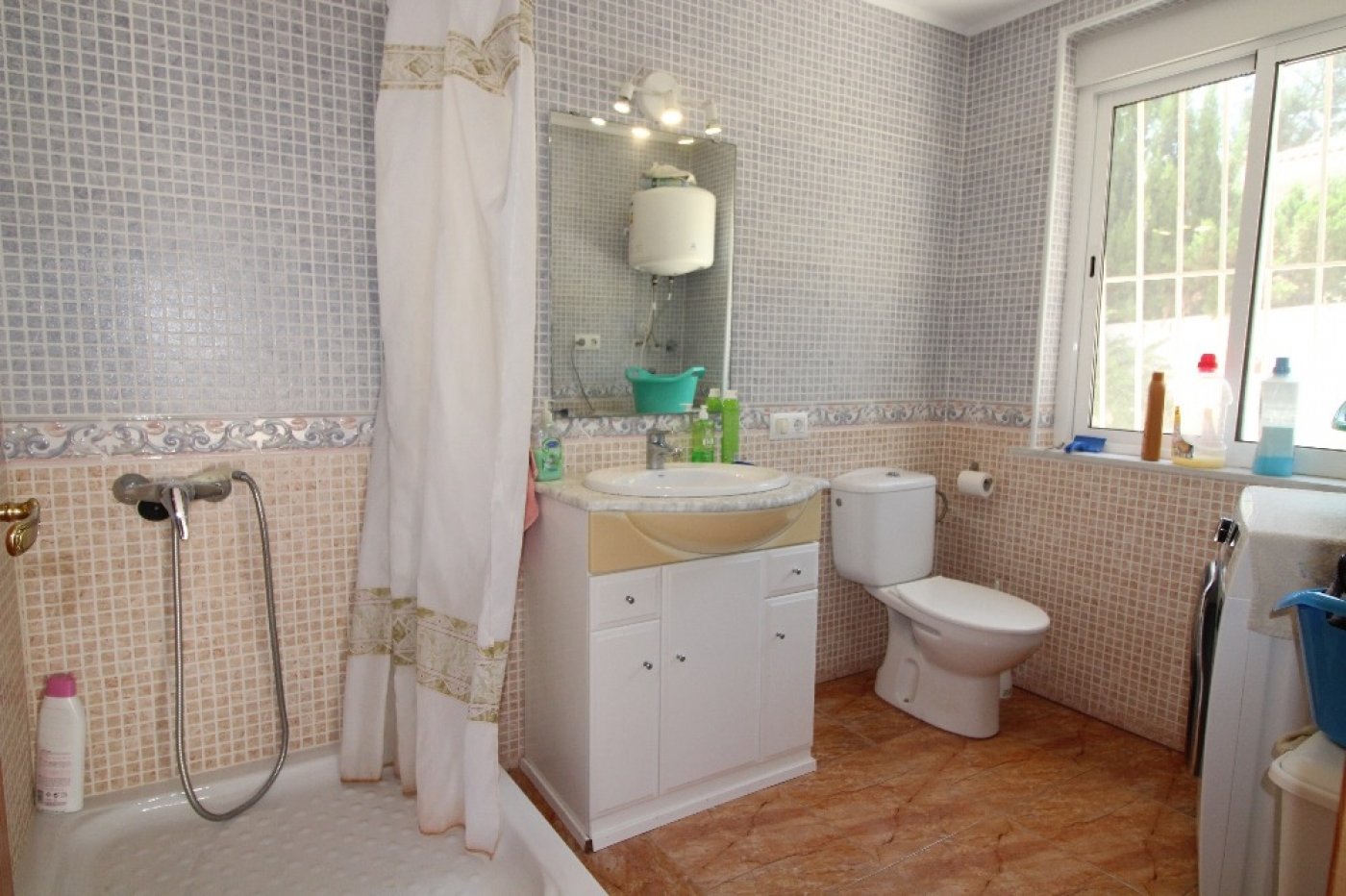 For sale - 5 Bedroom 4 Bathroom Villa in Torrevieja - Los Balcones  - Alicante