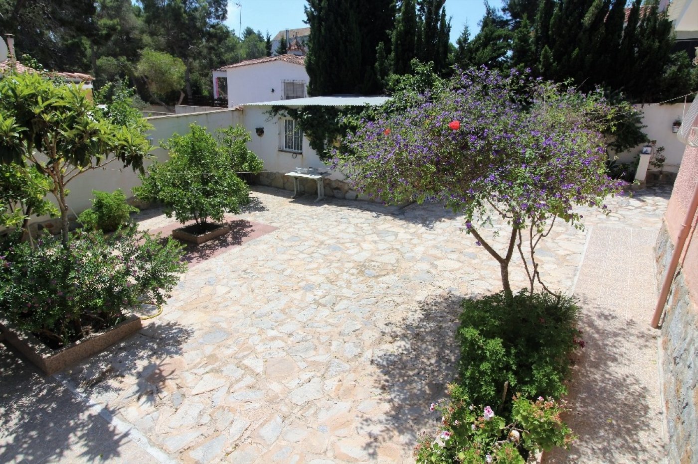 For sale - 5 Bedroom 4 Bathroom Villa in Torrevieja - Los Balcones  - Alicante