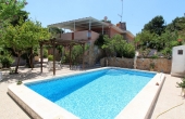 27-30-250-11-603/77215, 5 Bedroom 4 Bathroom Villa in Torrevieja