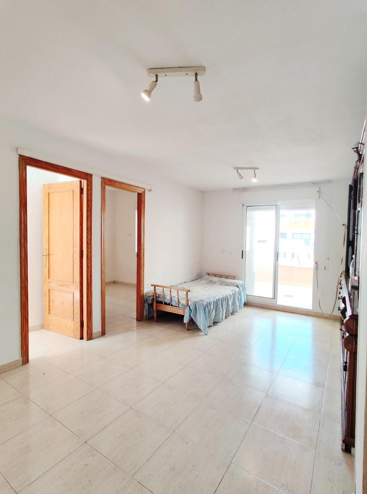 For sale - 3 Bedroom 2 Bathroom Penthouse in Torrevieja - Curva Del Palangre  - Alicante