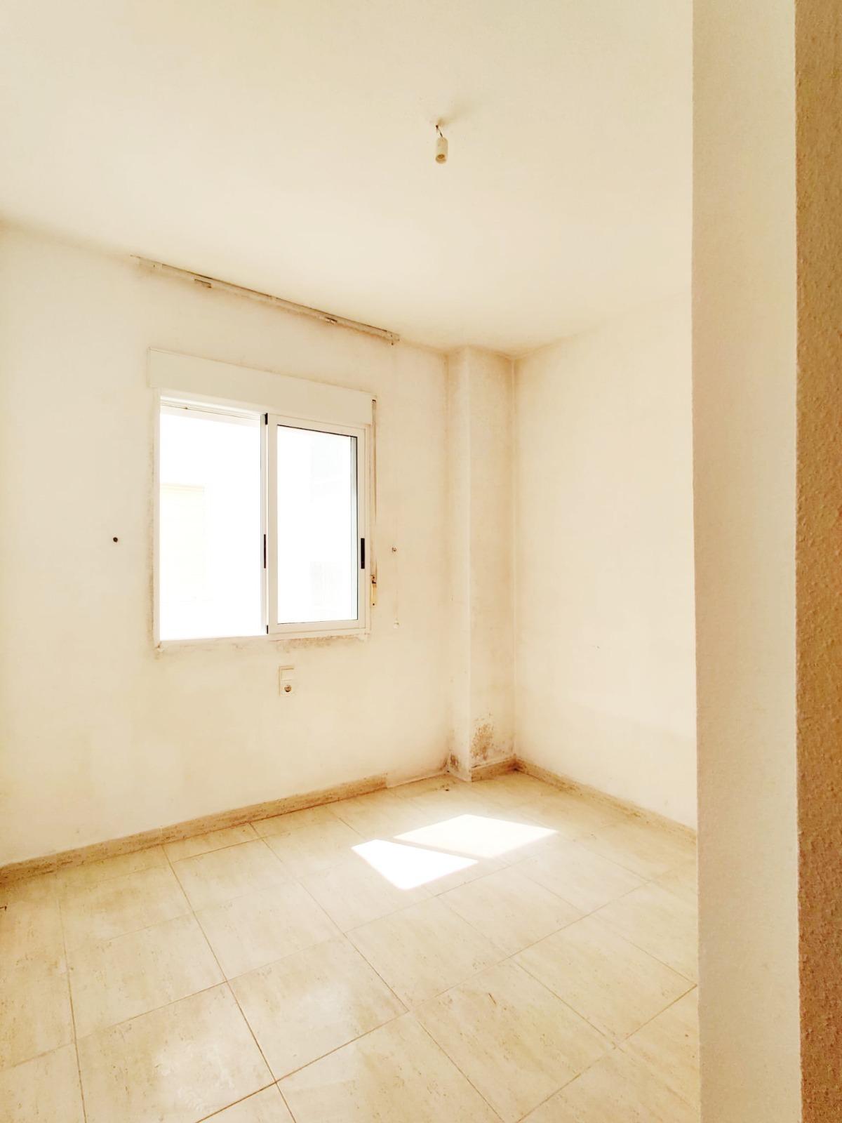 For sale - 3 Bedroom 2 Bathroom Penthouse in Torrevieja - Curva Del Palangre  - Alicante