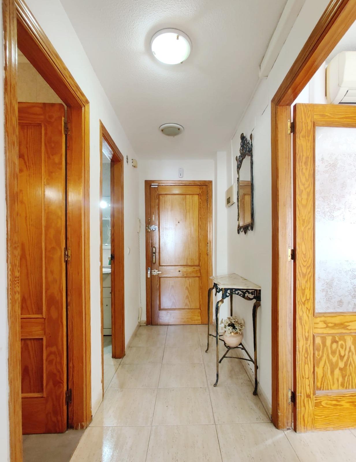 For sale - 3 Bedroom 2 Bathroom Penthouse in Torrevieja - Curva Del Palangre  - Alicante