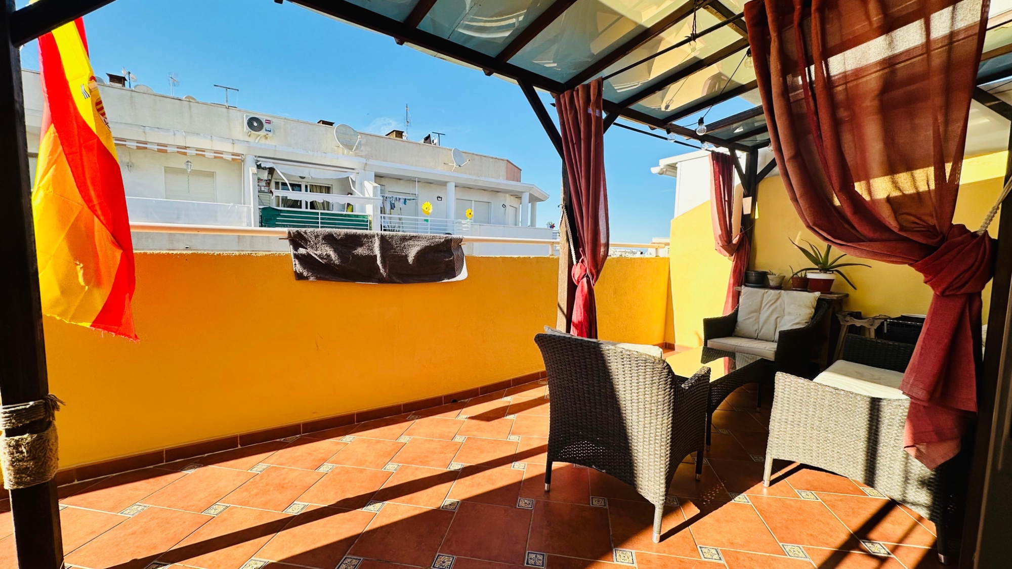 For sale - 2 Bedroom 1 Bathroom Apartment in Torrevieja - Costa Blanca  - Alicante