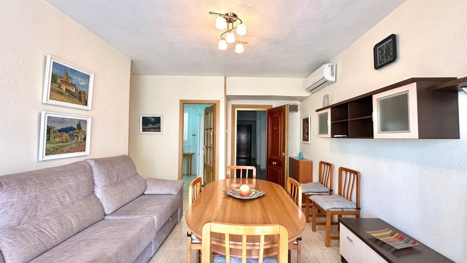 For sale - 3 Bedroom 1 Bathroom Apartment in Torrevieja - Estacion De Autobuses  - Alicante