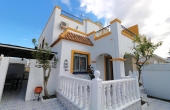 27-46-208-11-544/77221, 3 Bedroom 2 Bathroom Quad House in Torrevieja